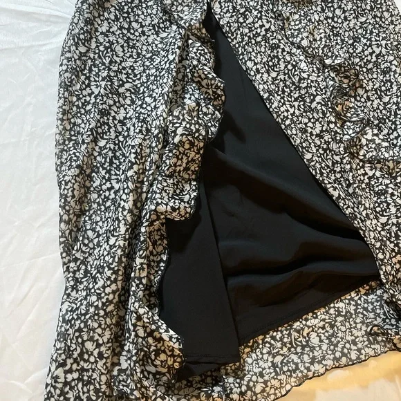 Abercrombie & Fitch Black Floral Long Sleeve Dress - Picture 4 of 9